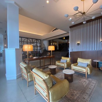 Emeline - Common space, Emeline, September 2021 - Hotels Near Me - Charleston, South Carolina
