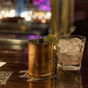 The Den Cape Cod - Pom Mule - American Near Me - Dennis Port, Massachusetts