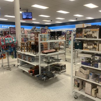 Ross Dress for Less - House wears or items that you like for cooking - Department Stores Near Me - Reno, Nevada