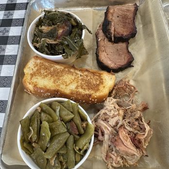 City Barbeque - 2 meat / 2 side meal: brisket & pulled pork, green beans & greens w/ Texas toast - Barbeque Near Me - Cincinnati, Ohio