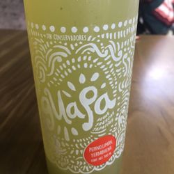 Shawarma Comida Libanesa - Agua de Limón con Chia