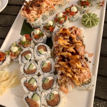 Go Fish - Don't remember the specific rolls as this was many months ago, bottom left was ~Philadelphia roll? Either way, 10/10 at least. - Seafood Near Me - Sinking Spring, Pennsylvania