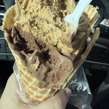 Scoopjoy Ice Creamery - Scoot of the latte and the chocolate. - Ice Cream & Frozen Yogurt Near Me - Suwanee, Georgia Scoopjoy Ice Creamery - Scoot of the latte and the chocolate. - Ice Cream & Frozen Yogurt Near Me - Suwanee, Georgia