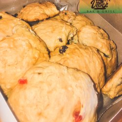 Irie Vibes Bar & Grill - Rock Bun