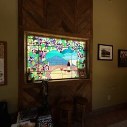 Lazy Days Winery - Beautiful stained glass