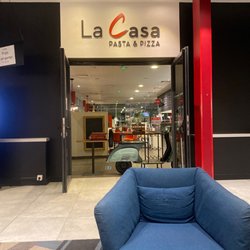 La Casa - Closed when it's supposed to be open