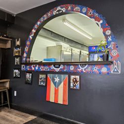 Red Rican - Front counter