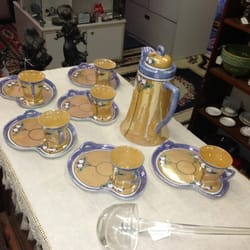 Valley View Antiques & Collectibles