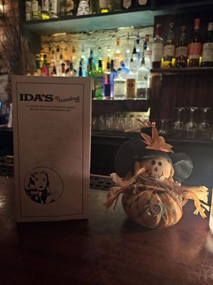 Ida's Nearabout by null