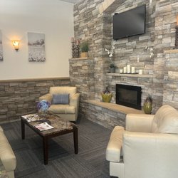 Hand & Stone Massage and Facial Spa