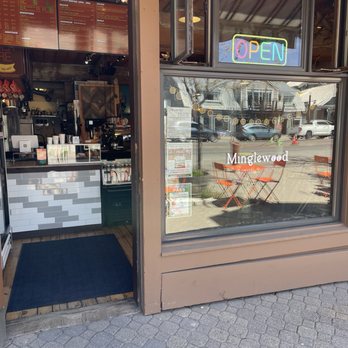 Minglewood - Entry door - Coffee & Tea Near Me - Tahoe City, California