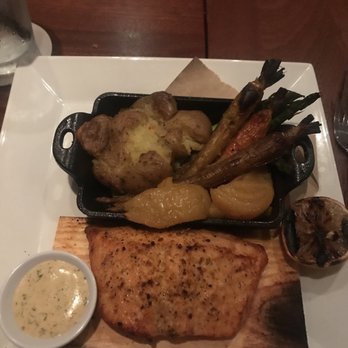 Seasons 52 - New American Near Me - Oak Brook, Illinois Seasons 52 - New American Near Me - Oak Brook, Illinois