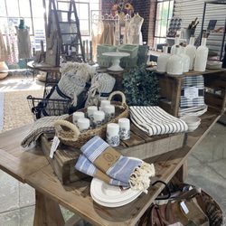 Mavens & Makers