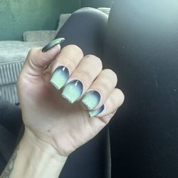 Linh Z's Salon and Spa