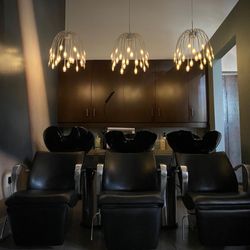 Salon ZEN AVEDA