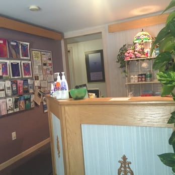 Athena K Farrell, BS, DC - Front desk - Reiki Near Me - Chalfont, Pennsylvania Athena K Farrell, BS, DC - Front desk - Reiki Near Me - Chalfont, Pennsylvania