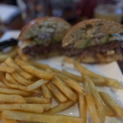 Tommy's Tavern + Tap - TRIPLE T Burger, medium