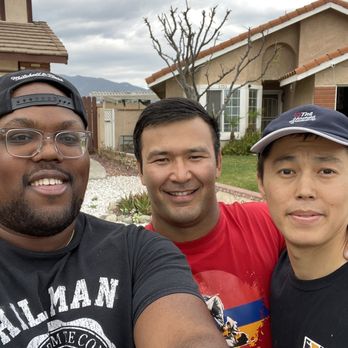Cozy Moving Solutions - Han team - Movers Near Me Cozy Moving Solutions - Han team - Movers Near Me
