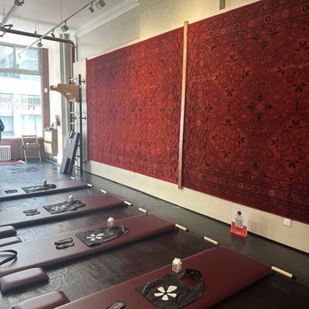 Praxis Pilates - Pilates Near Me - New York, New York