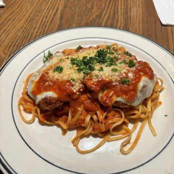 Mimi's Cafe - Chicken Parm - American Near Me - Elk Grove, California