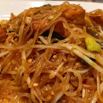 Bahn Thai - Pad Thai - must try, little bit too sweet for my taste - Thai Near Me - Charlotte, North Carolina
