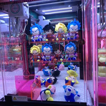 PARTEA NYC - Union Square - Claw game - Taiwanese Near Me - New York, New York PARTEA NYC - Union Square - Claw game - Taiwanese Near Me - New York, New York