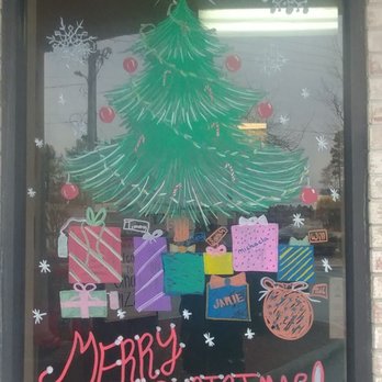 Gina's Pizza - Ginas pizza store front - Pizza Near Me - New Bern, North Carolina