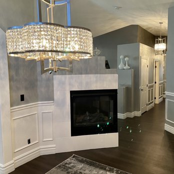 Central Power - Dining room chandelier. - Electricians Near Me - Las Vegas, Nevada Central Power - Dining room chandelier. - Electricians Near Me - Las Vegas, Nevada