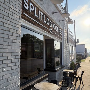 Splitlog Coffee Company - Exterior - Coffee & Tea Near Me - Kansas City, Kansas Splitlog Coffee Company - Exterior - Coffee & Tea Near Me - Kansas City, Kansas