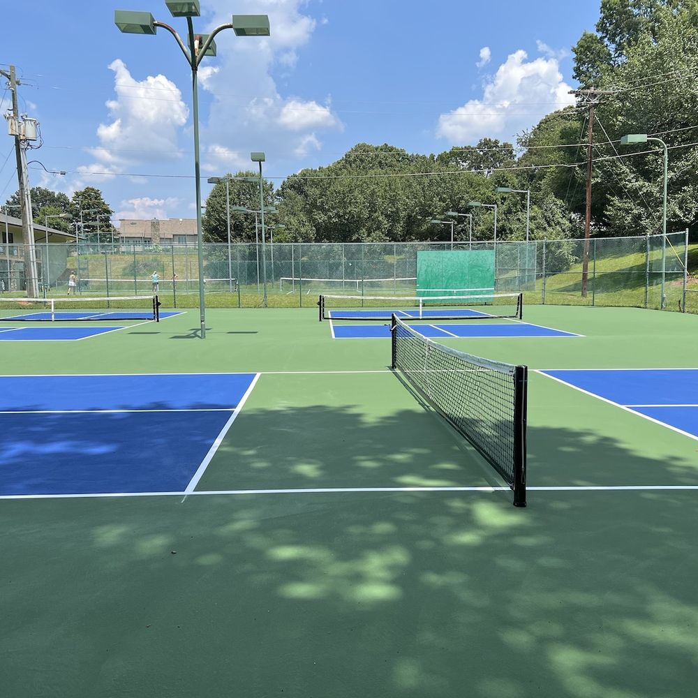 TOP 10 BEST Racquetball Court near Matthews, NC 28105