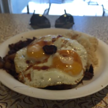Joey's Kitchen - Short rib hash - Asian Fusion Near Me - Lahaina, Hawaii Joey's Kitchen - Short rib hash - Asian Fusion Near Me - Lahaina, Hawaii
