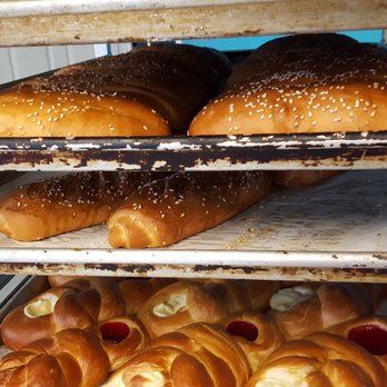 Panadería La Ideal - The ones with sesame are filled with cream cheese and jalapeños. - Bakeries Near Me - Memphis, Tennessee Panadería La Ideal - The ones with sesame are filled with cream cheese and jalapeños. - Bakeries Near Me - Memphis, Tennessee
