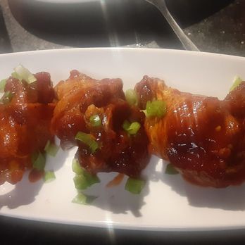 Benihana - Encino - Wings wings wings - Sushi Bars Near Me - Encino, California