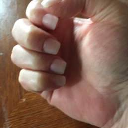 White bulky nails