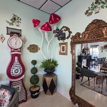 Mad Hatter Cafe & Confections - Desserts Near Me - Warner Robins, Georgia