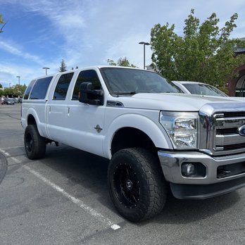 G&C Auto Body - Body Shops Near Me - Vacaville, California