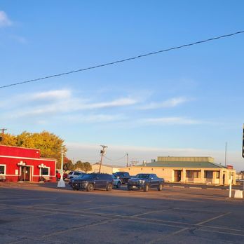 Calico County Restaurant - Parking lot - Breakfast & Brunch Near Me - Amarillo, Texas