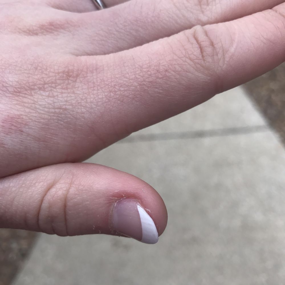 Le Nails - Nail Salons Near Me - Jasper, Indiana