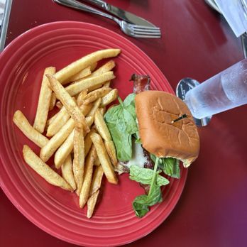 The Kill Devil Grill - Tell hamburger special. Spinach, bacon, and fries. - American Near Me - Kill Devil Hills, North Carolina
