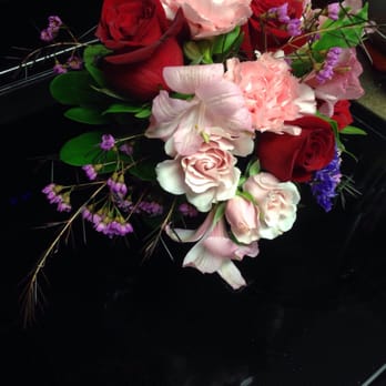 Rose Flower Shop - Not a fan - Florists Near Me - Grand Forks, North Dakota Rose Flower Shop - Not a fan - Florists Near Me - Grand Forks, North Dakota