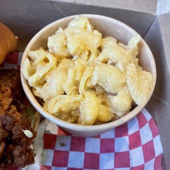 Le Fantome - Mac n Cheese from Sonny & Sons - Food Court Near Me - Riverdale Park, Maryland Le Fantome - Mac n Cheese from Sonny & Sons - Food Court Near Me - Riverdale Park, Maryland