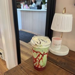Mi Casita Café - Strawberry vanilla Ice Matcha
