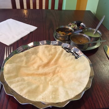 Chutneys - First plate - Indian Near Me - London, XGL Chutneys - First plate - Indian Near Me - London, XGL