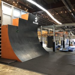 Ninja Hub - Ninja Warrior Gym - Warped walls!