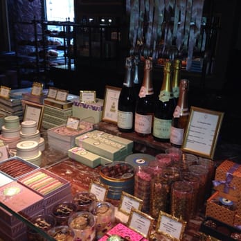 Ladurée - Beautiful display. - Macarons Near Me - Paris, 75 Ladurée - Beautiful display. - Macarons Near Me - Paris, 75