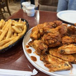 Alaska's Best Phillys - Hot 20 PC WINGS