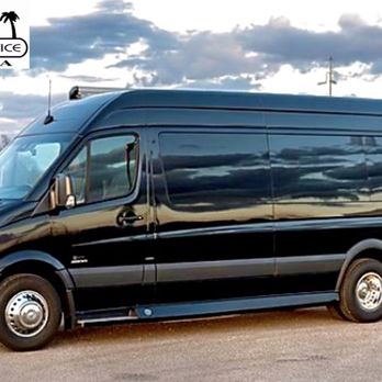 Boyd's Limousine Service - Mercedes Sprinter Vans - Coach or Limo seating. - Limos Near Me - Los Angeles, California Boyd's Limousine Service - Mercedes Sprinter Vans - Coach or Limo seating. - Limos Near Me - Los Angeles, California