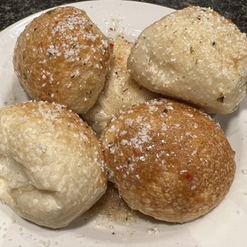 Piesanos Stone Fired Pizza - St Augustine - Garlic bread rolls - Pizza Near Me - St. Augustine, Florida