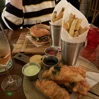 Royal Hen - Fish and chips - American Near Me - Newport Beach, California Royal Hen - Fish and chips - American Near Me - Newport Beach, California