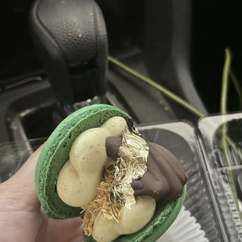 Oh Honey Macaron - dubai chocolate macaron - so good - Cafes Near Me - Mountain View, California Oh Honey Macaron - dubai chocolate macaron - so good - Cafes Near Me - Mountain View, California